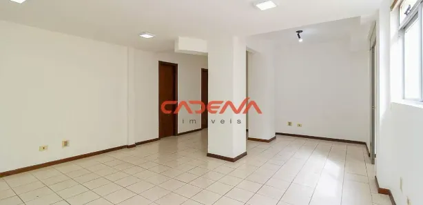 Conjunto Comercial / Sala para alugar, 50m² no Bacacheri, Curitiba