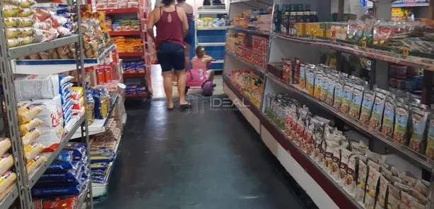 Loja / Salão / Ponto Comercial à venda, 280m² no Parque Aurora, Campos dos Goytacazes