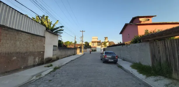 Galpão / Depósito / Armazém para alugar, 200m² no Condomínio Porto Seguro, Rio das Ostras