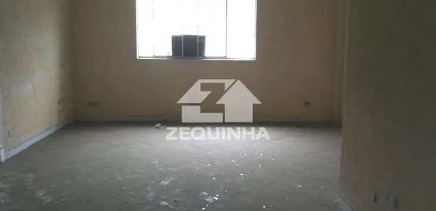 Galpão / Depósito / Armazém à venda, 595m² no Vila Sul Americana, Carapicuíba
