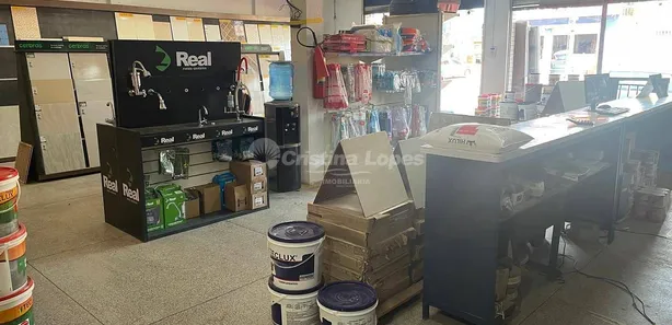 Galpão / Depósito / Armazém à venda, 720m² no Centro, Timon