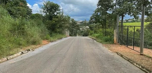 Terreno / Lote / Condomínio à venda, 1000m² no Jardim das Palmeiras, Capim Branco
