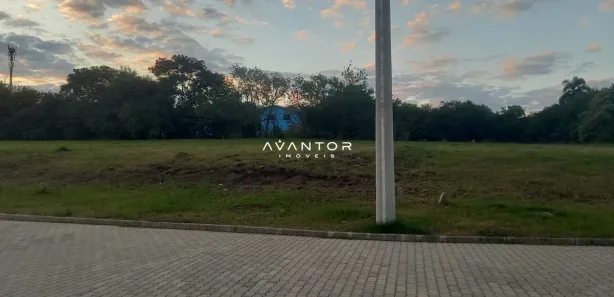 Terreno / Lote / Condomínio à venda, 438m² no São José, Santa Maria