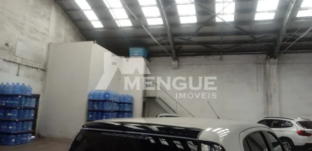 Galpão / Depósito / Armazém à venda, 1200m² no Vila Ipiranga, Porto Alegre