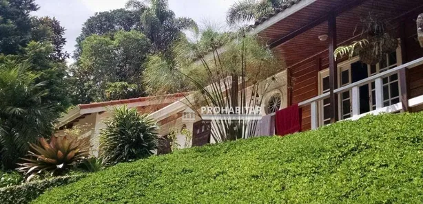 Casa com 3 Quartos à venda, 191m² no Loteamento Chacaras Embu-Guacu, Embu-Guaçu