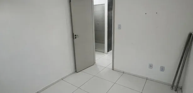 Casa de Condomínio com 2 Quartos para alugar, 47m² no Mangabeira, Feira de Santana