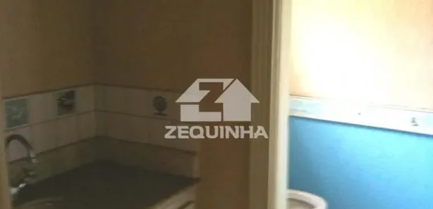 Galpão / Depósito / Armazém à venda, 595m² no Vila Sul Americana, Carapicuíba
