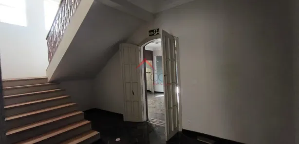 Sobrado com 3 Quartos para alugar, 432m² no Centro, Araçatuba