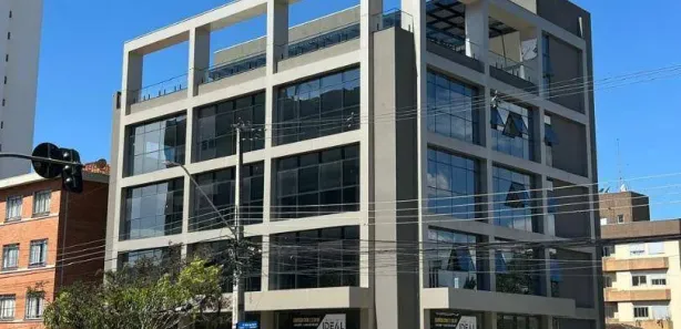 Prédio Inteiro para venda ou aluguel, 2139m² no Tarumã, Curitiba