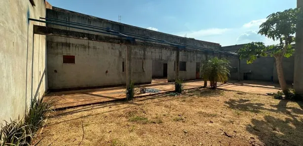 Casa com 4 Quartos à venda, 350m² no Setor Central, Porto Nacional