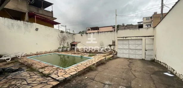 Galpão / Depósito / Armazém à venda, 358m² no Vila Mury, Volta Redonda