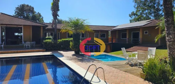 Fazenda / Sítio / Chácara com 7 Quartos à venda, 850m² no Jardim Arujá, Arujá
