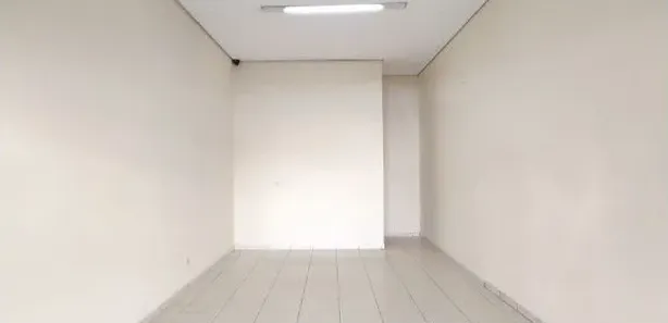 Galpão / Depósito / Armazém para alugar, 30m² no Alto da Boa Vista, Londrina