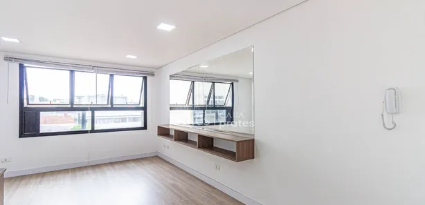 Conjunto Comercial / Sala à venda, 22m² no Centro, Curitiba