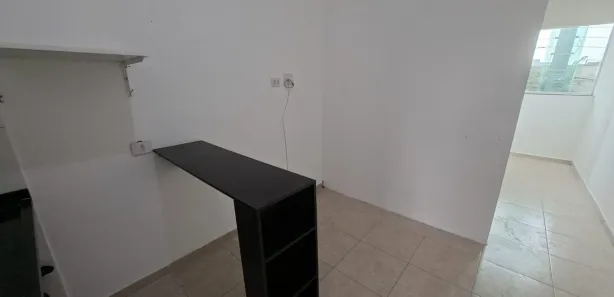 Kitnet com 1 Quarto para alugar, 27m² no Enseada, Guarujá