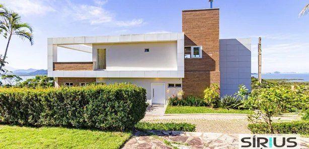 Casa de Condomínio com 4 Quartos à venda, 378m² no Antonina, Antonina