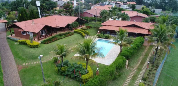 Fazenda / Sítio / Chácara com 8 Quartos para venda ou aluguel, 10700m² no Condomínio Porta do Sol, 