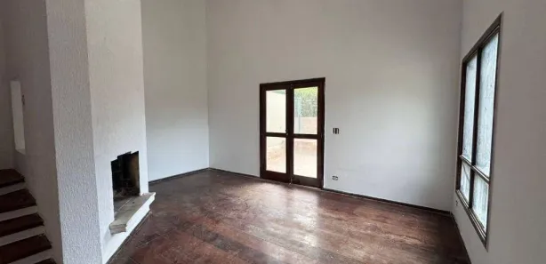Casa de Condomínio com 6 Quartos para venda ou aluguel, 250m² no Chácara Pavoeiro, Cotia