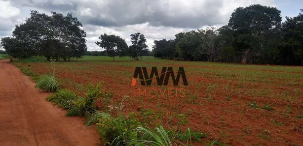 Fazenda / Sítio / Chácara à venda, 2420000m² no Centro, Cristalândia