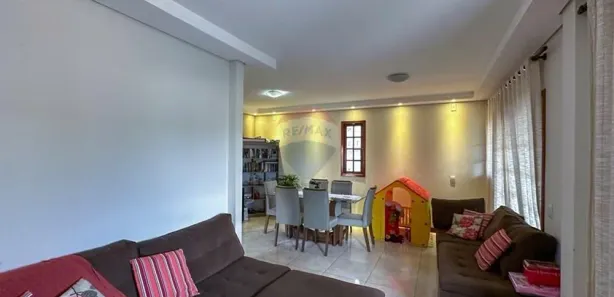 Casa com 2 Quartos à venda, 70m² no Centro, Raposos