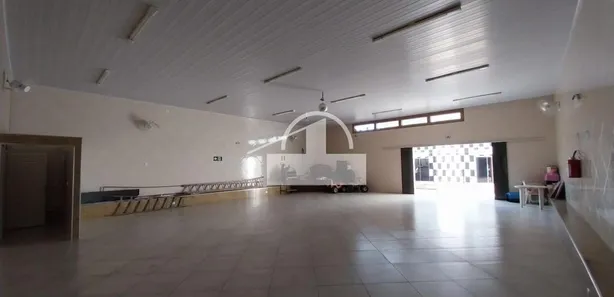 Galpão / Depósito / Armazém para alugar, 168m² no Interlagos II, Sete Lagoas