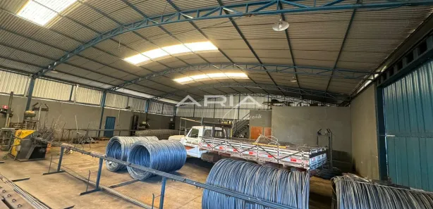 Galpão / Depósito / Armazém com 1 Quarto à venda, 631m² no Chácara Flora Araraquara, Araraquara