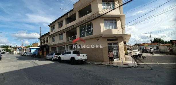 Galpão / Depósito / Armazém à venda, 201m² no Centro, Esmeraldas