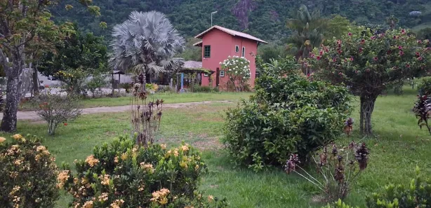 Fazenda / Sítio / Chácara com 2 Quartos à venda, 1000m² no Papucaia, Cachoeiras de Macacu