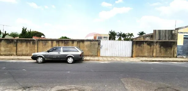 Terreno / Lote / Condomínio à venda, 737m² no Centro, Florestal