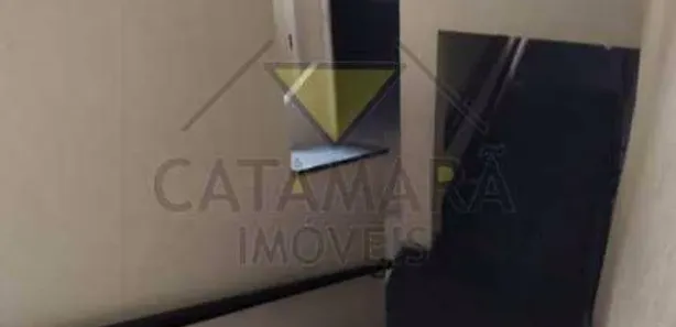 Prédio Inteiro para alugar, 220m² no Centro, Mogi das Cruzes