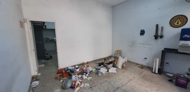 Casa Comercial para alugar, 60m² no Vila Santa Luzia, Taboão da Serra