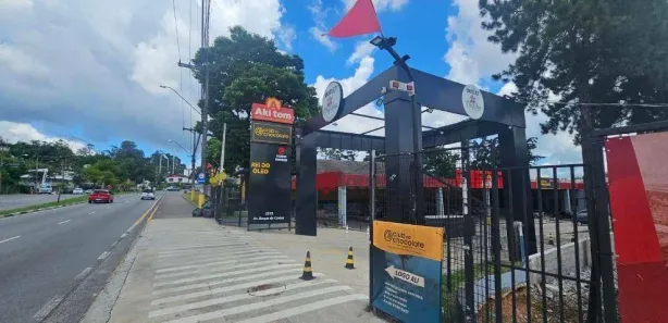 Loja / Salão / Ponto Comercial para alugar, 190m² no Vila Chacrinha (Botujuru), Campo Limpo Paulista