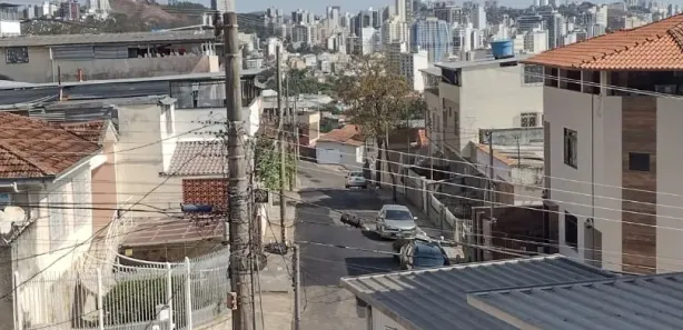 Casa com 3 Quartos para venda ou aluguel, 95m² no Santos Anjos, Juiz de Fora