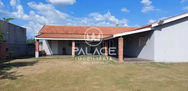 Fazenda / Sítio / Chácara com 2 Quartos à venda, 1200m² no Centro, Laranjal Paulista