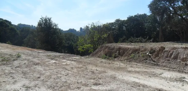 Terreno / Lote / Condomínio à venda, 2700m² no , Mairinque