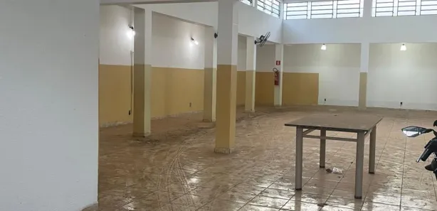 Loja / Salão / Ponto Comercial para alugar, 250m² no Jardim Residencial Alvorada, Araras