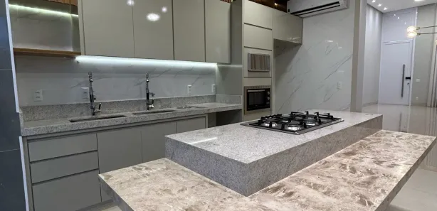 Casa de Condomínio com 3 Quartos à venda, 192m² no Residencial Condomínio Jardim Veneza, Senador Canedo