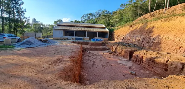 Terreno / Lote / Condomínio com 1 Quarto à venda, 4255m² no Itaquaciara, Itapecerica da Serra