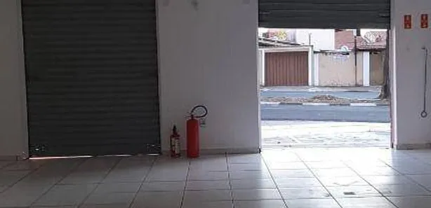Loja / Salão / Ponto Comercial à venda, 252m² no Santa Cecília, Paulínia