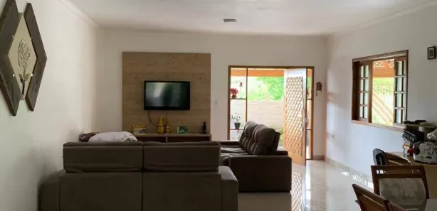 Fazenda / Sítio / Chácara com 2 Quartos à venda, 450m² no Vila Velha II, Taubaté