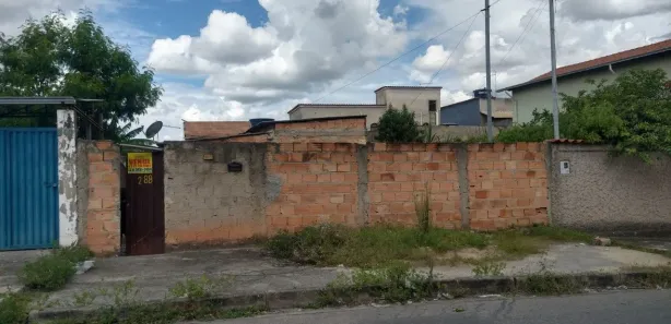 Casa com 2 Quartos à venda, 200m² no Severina, Ribeirão das Neves