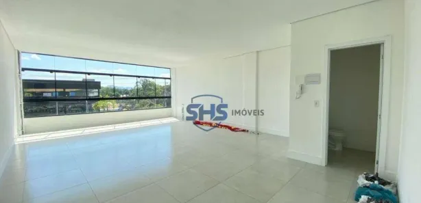 Conjunto Comercial / Sala para alugar, 54m² no Do Salto, Blumenau