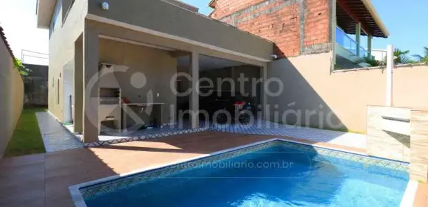 Casa com 3 Quartos à venda, 150m² no Belmira Novaes, Peruíbe