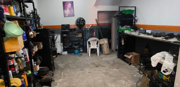 Galpão / Depósito / Armazém para alugar, 350m² no Vila Mogilar, Mogi das Cruzes