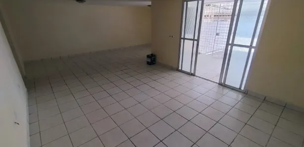 Casa com 3 Quartos para alugar, 170m² no Engenho do Meio, Recife