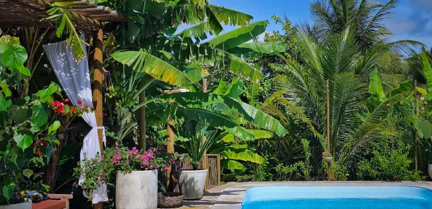 Hotel / Motel / Pousada com 11 Quartos à venda, 570m² no , Baía Formosa