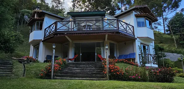 Sobrado com 3 Quartos à venda, 230m² no Visconde de Mauá, Resende
