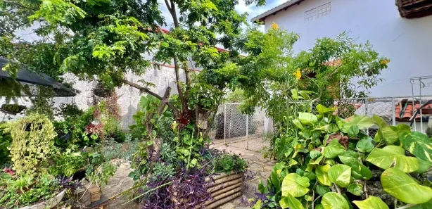 Sobrado com 7 Quartos à venda, 432m² no Região dos Lagos, Brasília