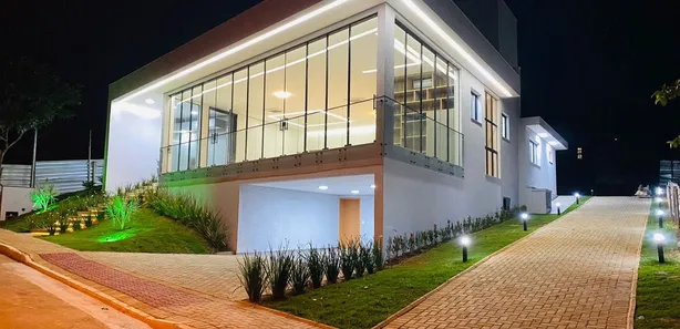 Casa de Condomínio com 4 Quartos à venda, 530m² no Condominio Gran Royalle Confins, Confins