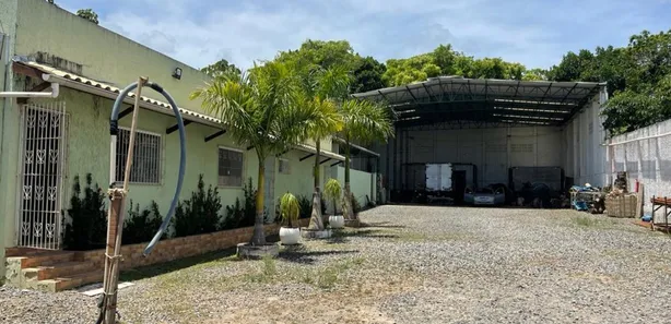 Galpão / Depósito / Armazém à venda, 420m² no Vila de Abrantes (Abrantes), Camaçari